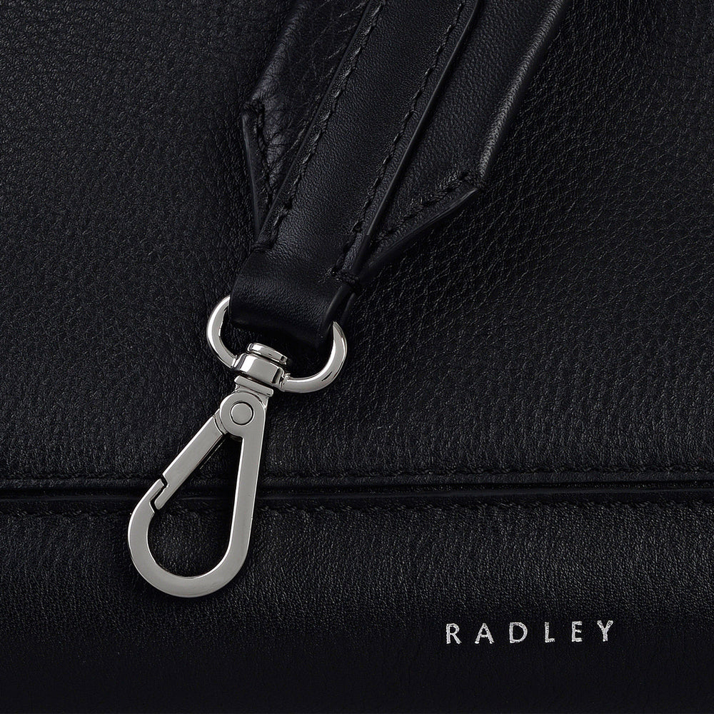 Hope Gardens Leather Medium Ziptop Shoulder Bag in Black - 112277