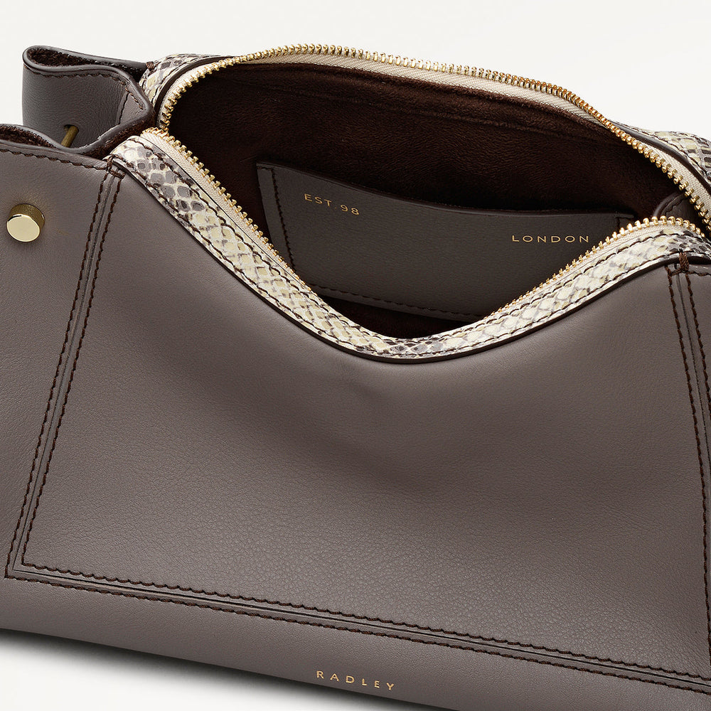 Hope Gardens Leather Medium Ziptop Shoulder Bag in Coffee - 112278