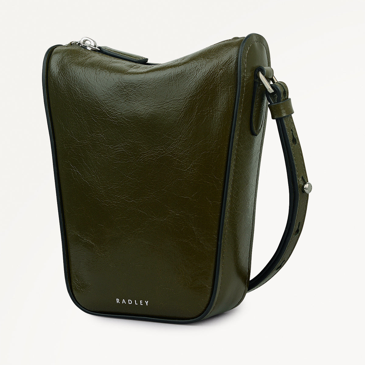 Oak Street Leather Medium Phone Cross Body Bag in Pine Needle - 112293