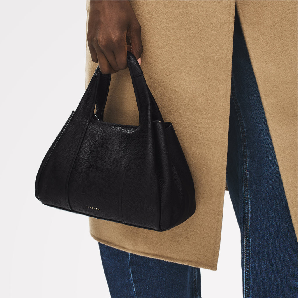 STANHOPE SQUARE SMALL ZIPTOP GRAB BLACK
