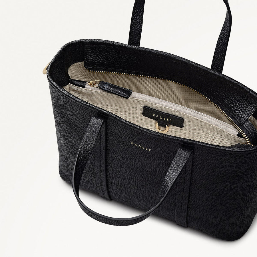 Templeton Place Leather Small Ziptop Grab Bag in Black - 112392