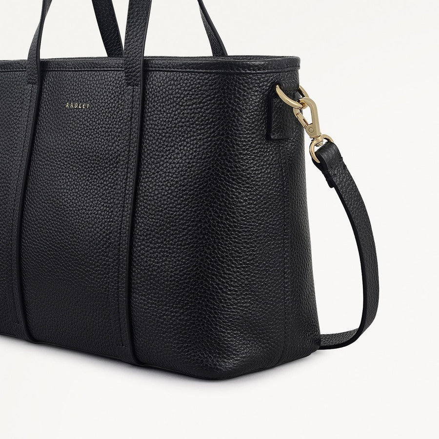 Templeton Place Leather Small Ziptop Grab Bag in Black - 112392