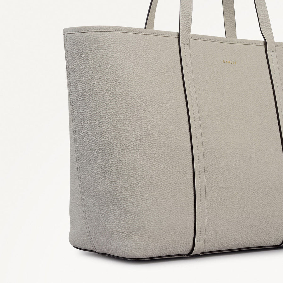 Templeton Place Leather Large Ziptop Tote Bag in Snow - 112394