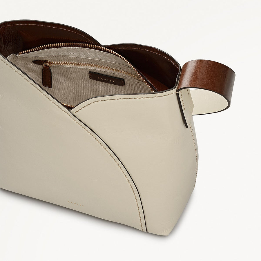 Tulip Street Leather Large Open Top Shoulder Bag in Snow - 112407