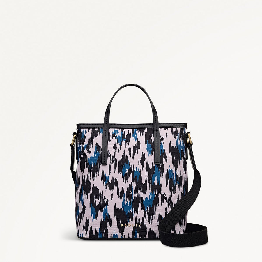 Addison Abstract Fabric Small Ziptop Grab Bag in Teal - 112415