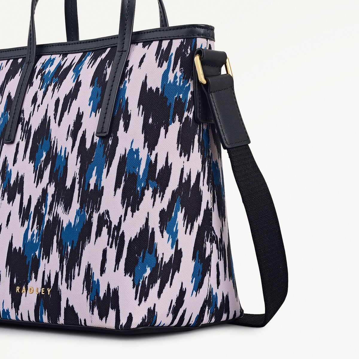 Addison Abstract Fabric Small Ziptop Grab Bag in Teal - 112415