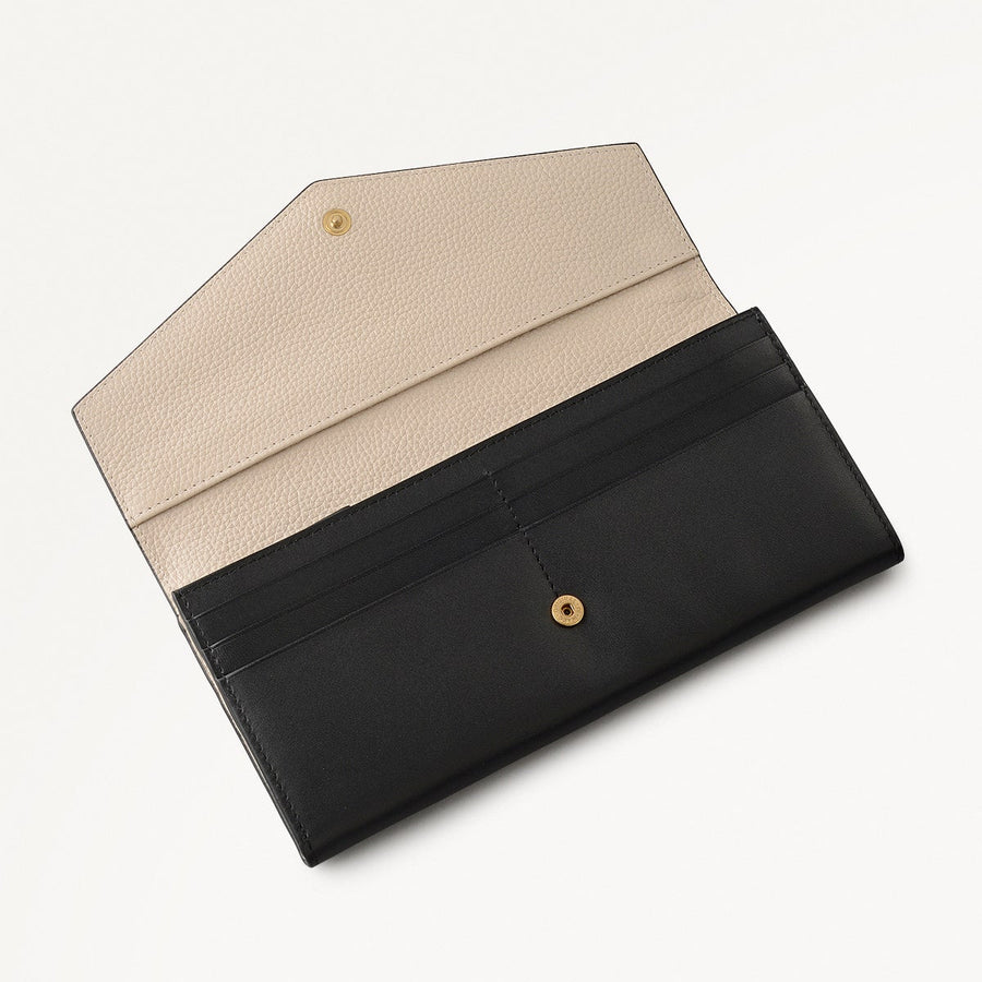 St Pancras Lane Leather Large Flapover Wallet in Black - 112451