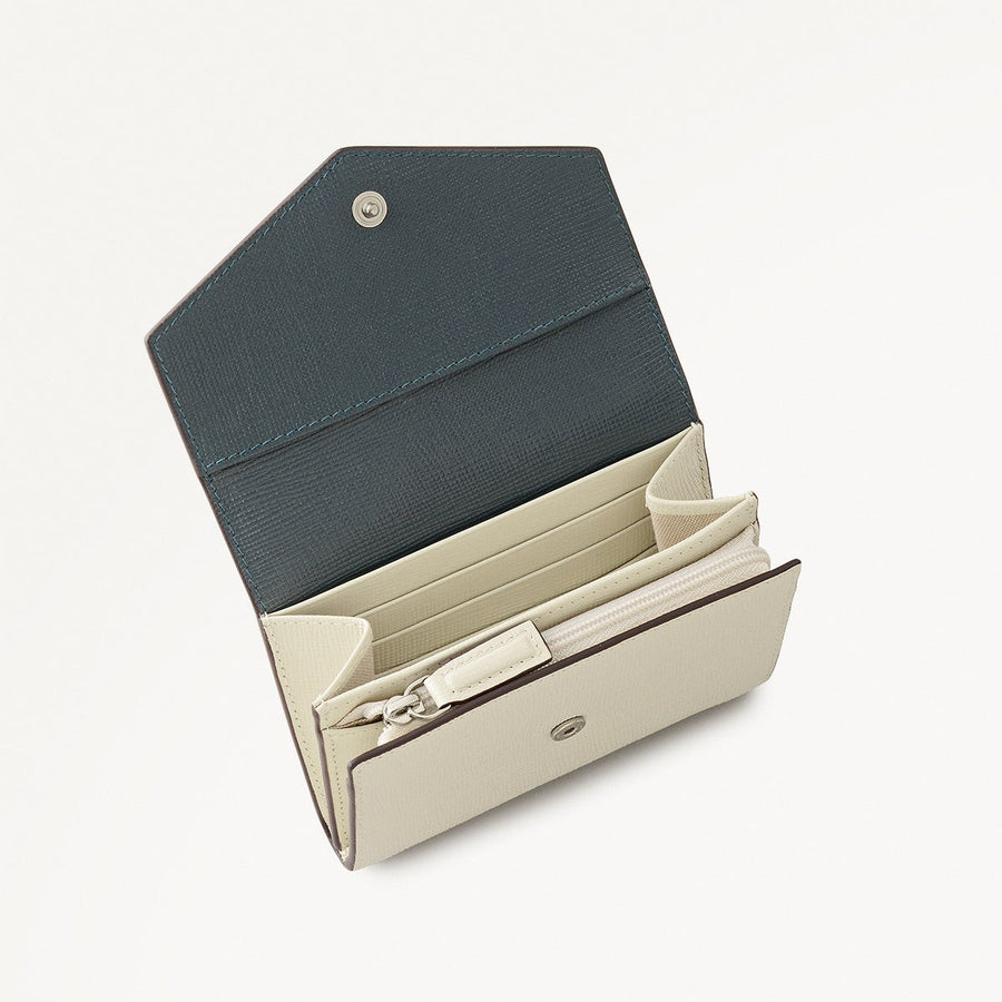 St Pancras Lane Leather Small Flapover Wallet in Snow - 112453