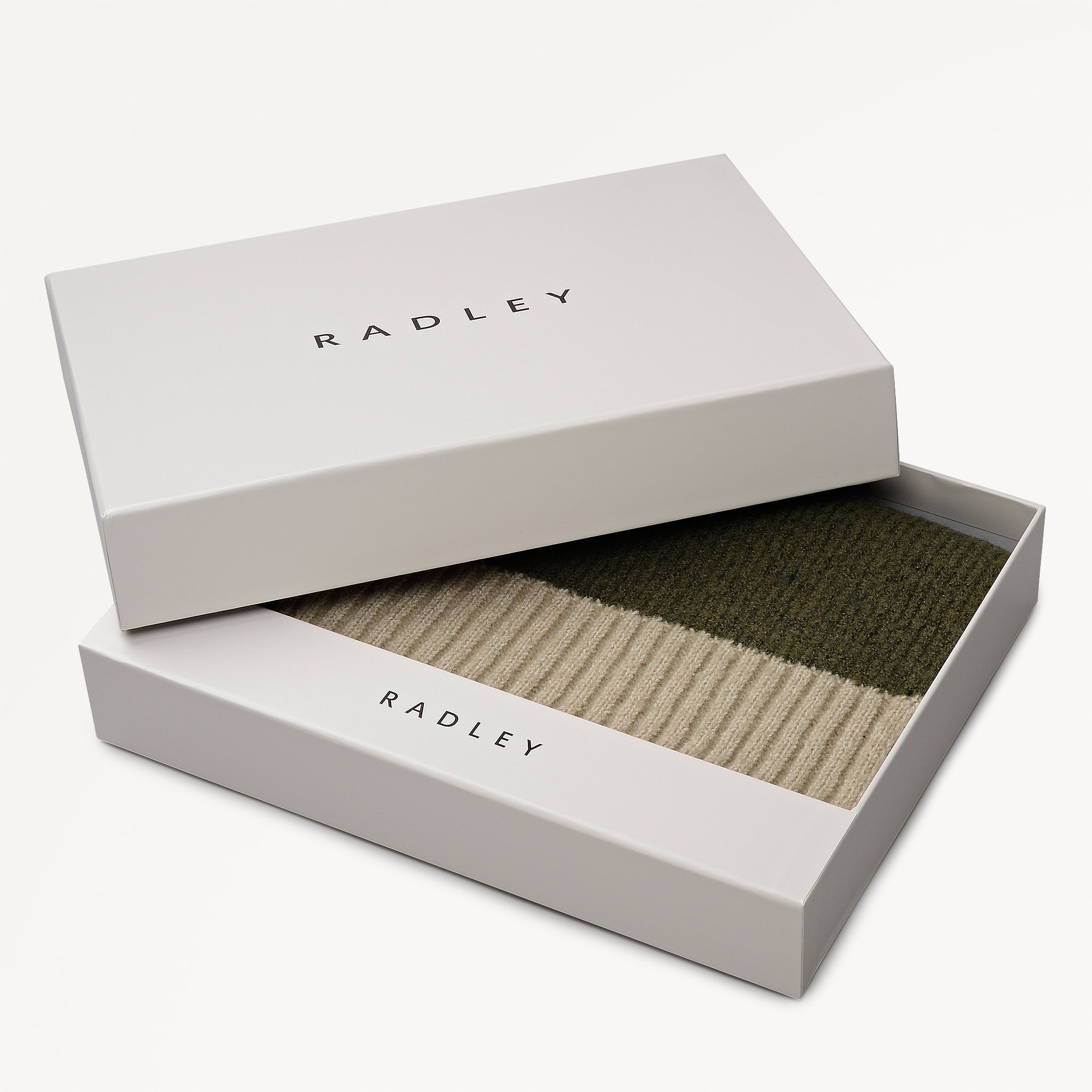 Knitters Lane Fabric Knitted Scarf in Pine Needle - 112510