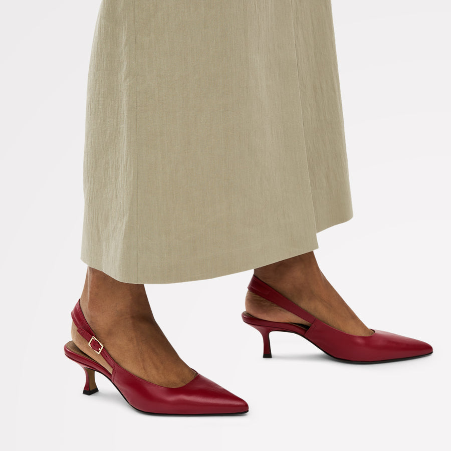 Devonshire Street Point Kitten Slingback Fire Red - 112534