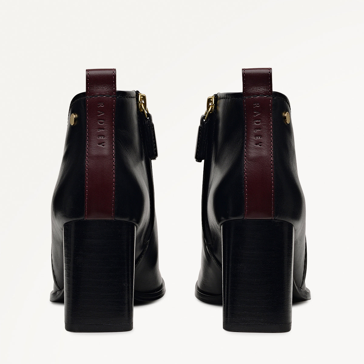 Tulip Walk Curve Bootie Black - 112540
