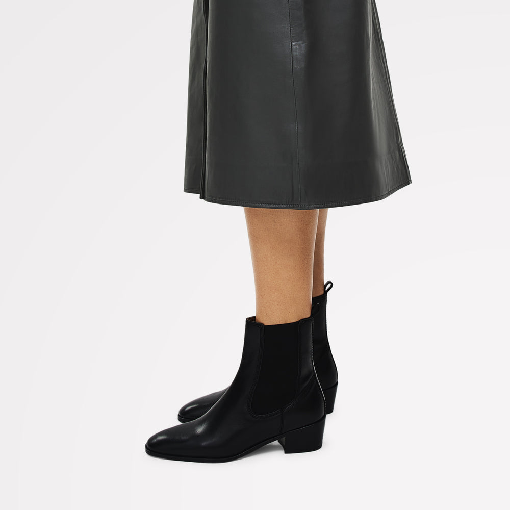 Lingfield Road Clean Casual Chelsea Boot Black - 112541