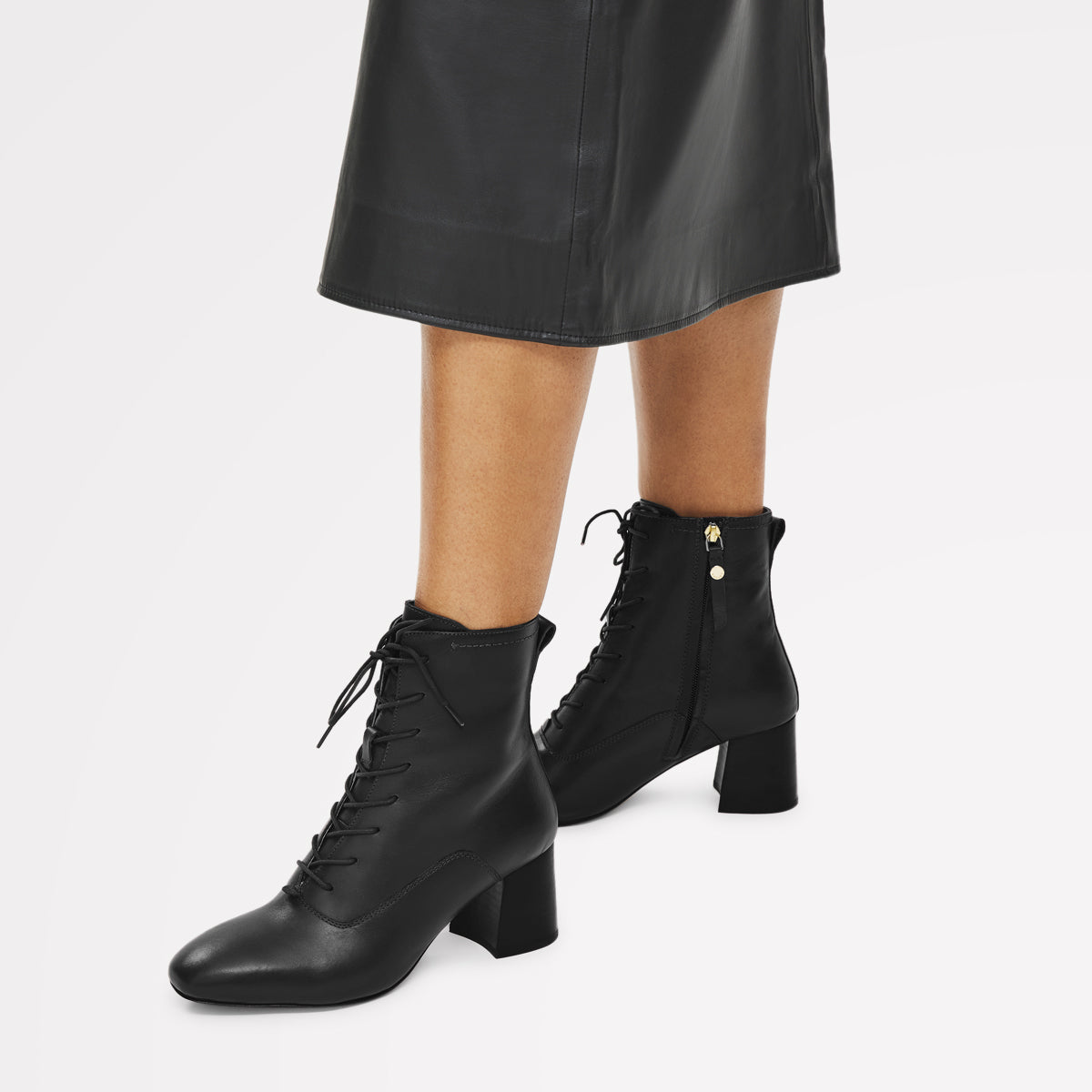 Victoria Gardens Heeled Lace Up Boot Black - 112543