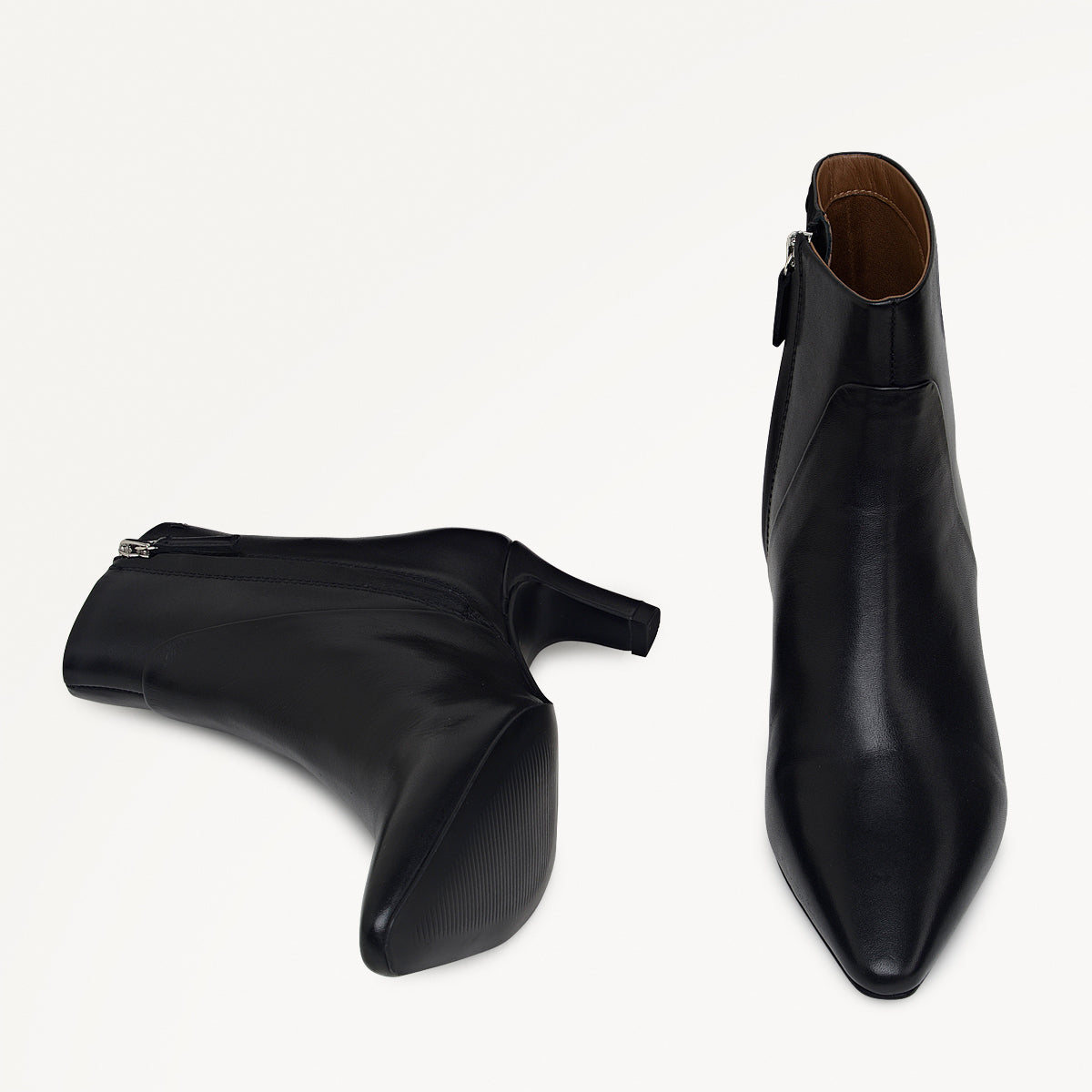 Montpellier Parade Clean Curve Heel Boot Black - 112551