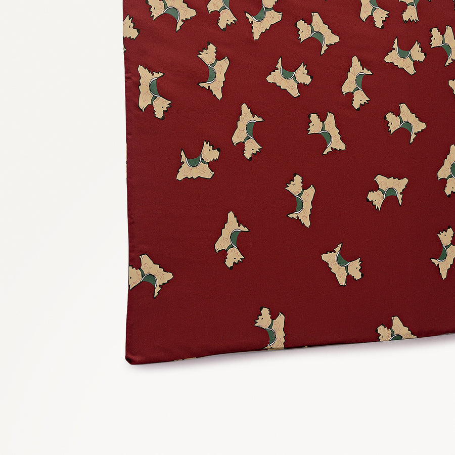 Cascading Dog Fabric Responsible Foldaway in Carmine - 112581