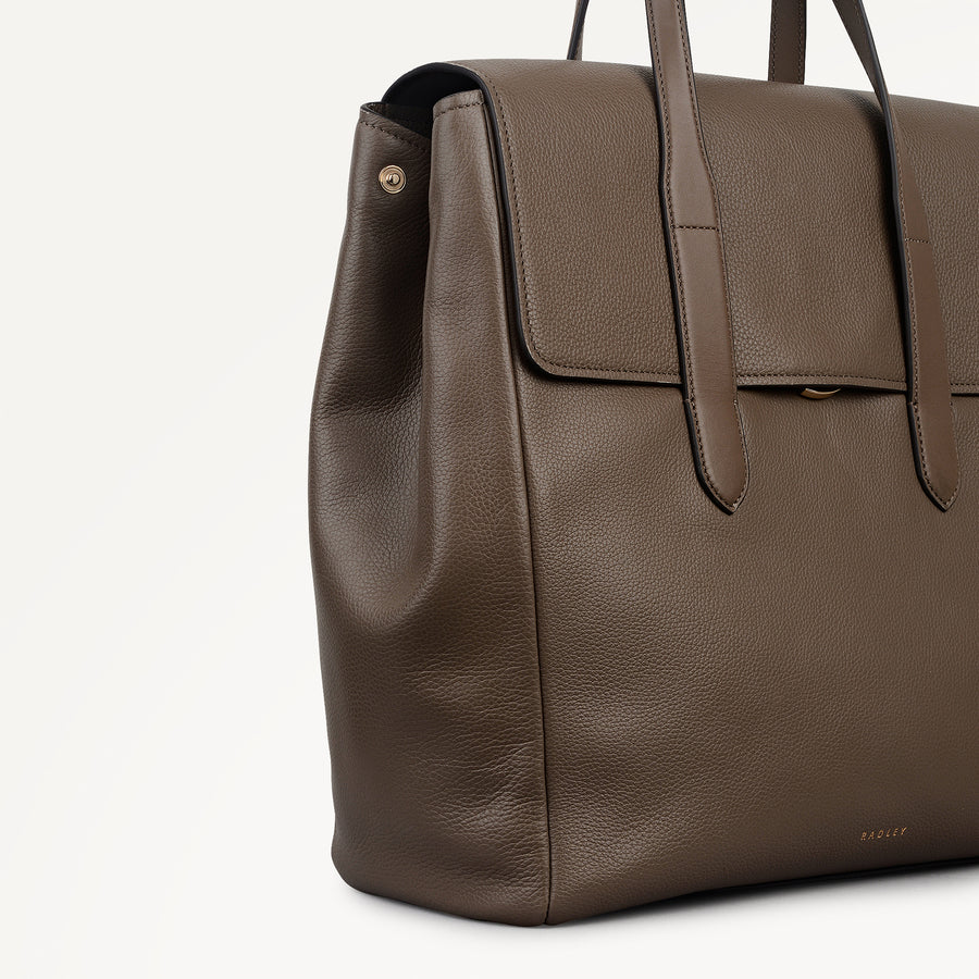 Mayfair Lane Leather Medium Flapover Backpack in Coffee - 112606