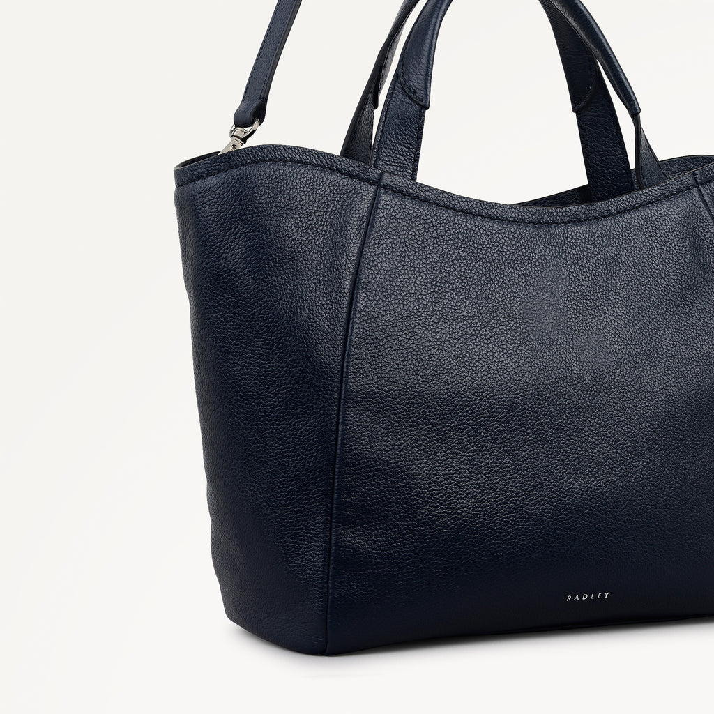 Muswell Lane Leather Medium Ziptop Grab Bag in Ink - 112659