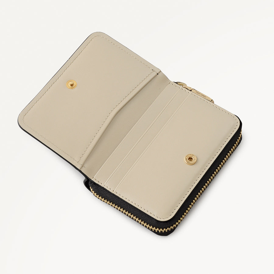 Heath Crescent Leather Small Zip Around Wallet in Black - 112673