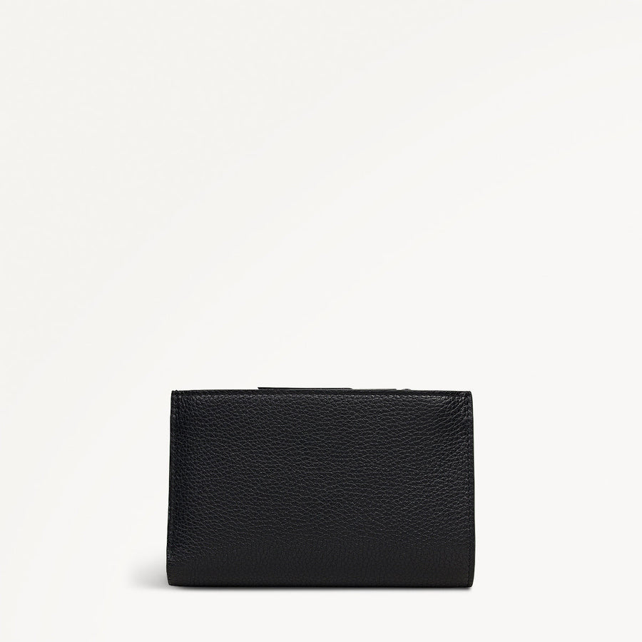 Fountain Mews Leather Medium Bifold Wallet in Black - 112687