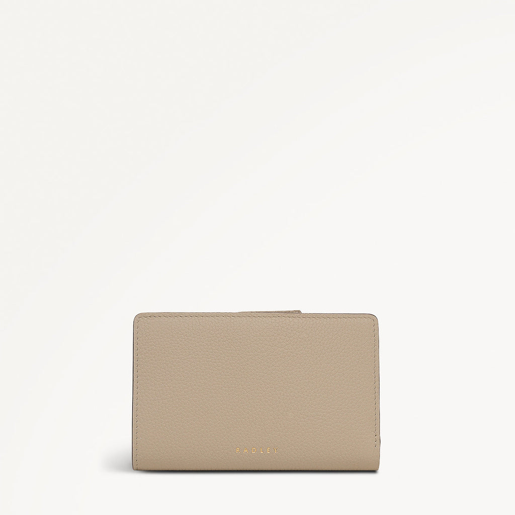 Fountain Mews Leather Medium Bifold Wallet in Porcini - 112690