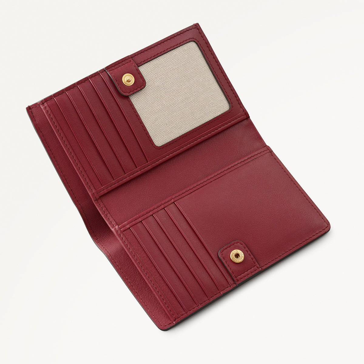 Fountain Mews Leather Medium Bifold Wallet in Cranberry - 112691