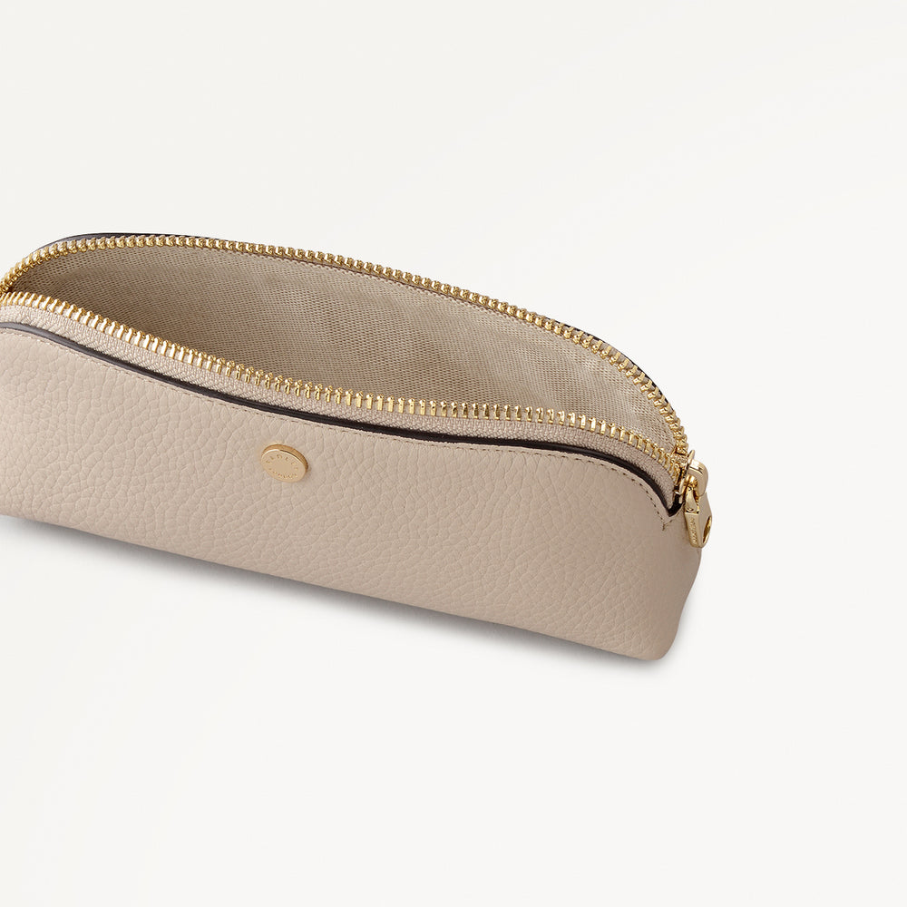 Eltham Mews Leather Small Ziptop Pouch in Porcini - 112696