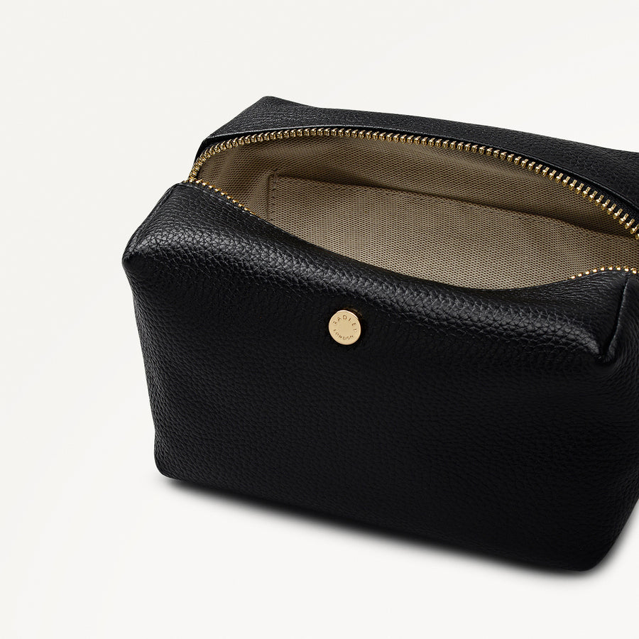 Eltham Mews Leather Medium Ziptop Pouch in Black - 112697