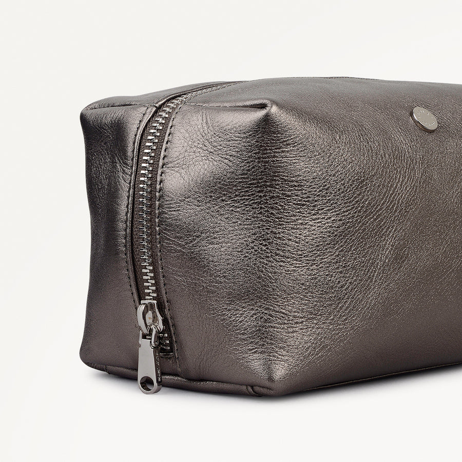 Eltham Mews Leather Medium Ziptop Pouch in Gun Metal - 112700