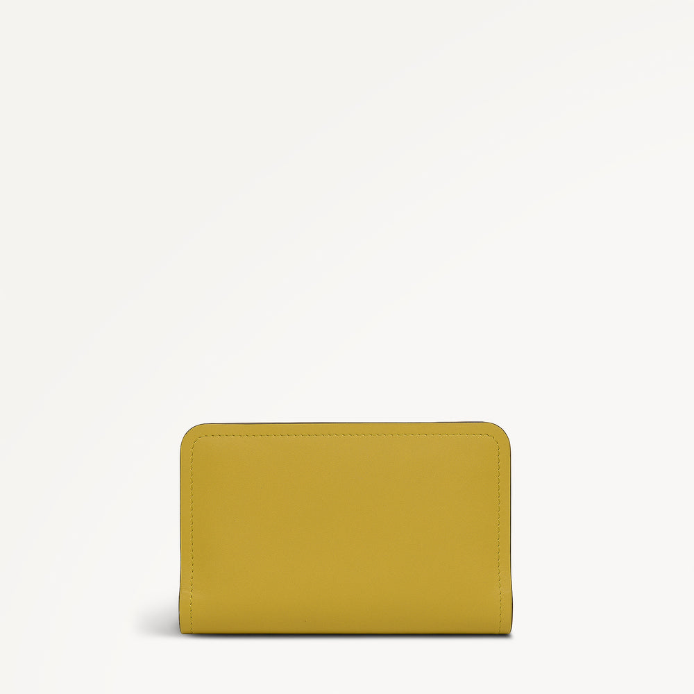 Elm Avenue Leather Medium Bifold Wallet in Ochre - 112712