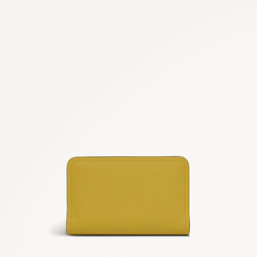 Elm Avenue Leather Medium Bifold Wallet in Ochre - 112712
