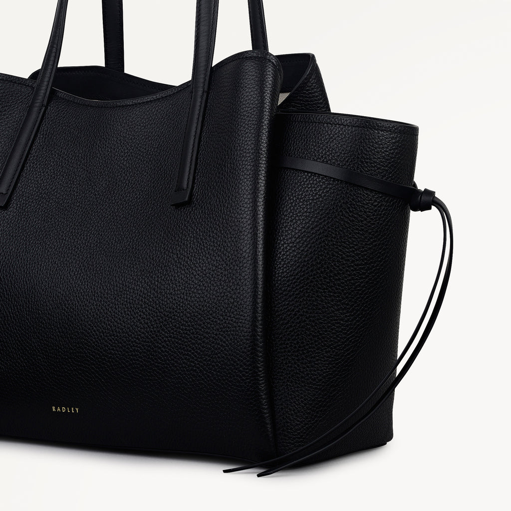 Blake Gardens Leather Large Ziptop Tote Bag in Black - 112734