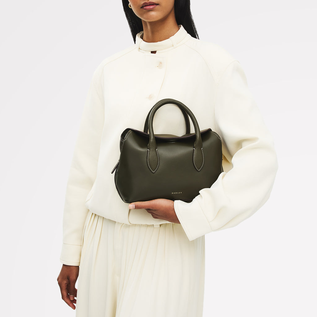 Liverpool Gardens Small Ziptop Grab Bag in Pine Needle - 112747