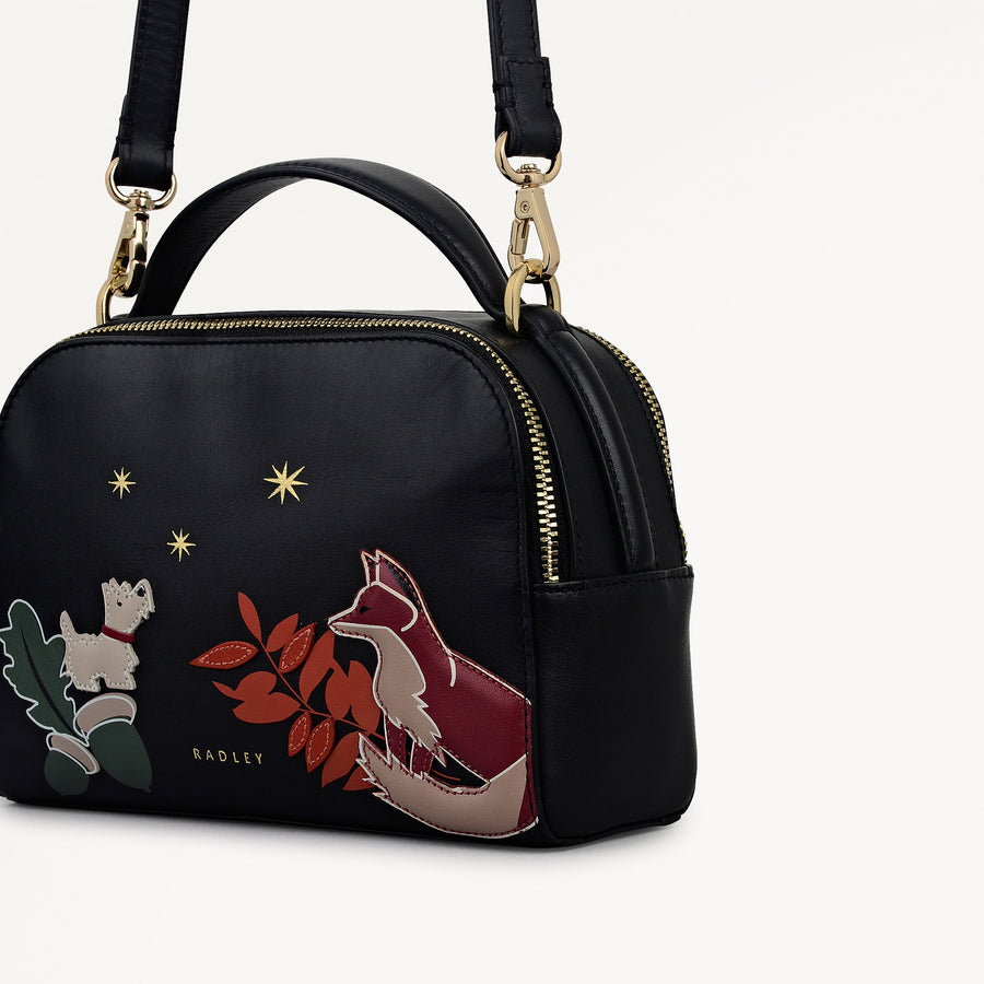 Fleeting Fox Leather Small Ziptop Cross Body Bag in Black - 112758