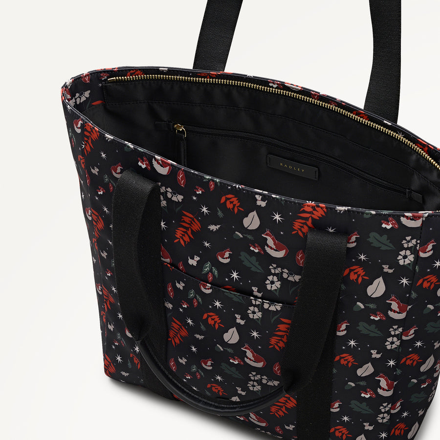 Holly Avenue Fox Fabric Medium Ziptop Tote Bag in Black - 112770