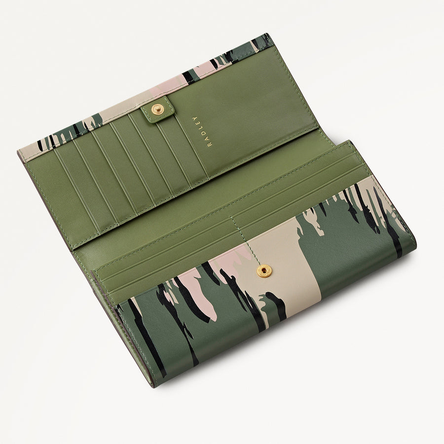 Abstract Animal Leather Large Flapover Wallet in Hunter Green - 112782