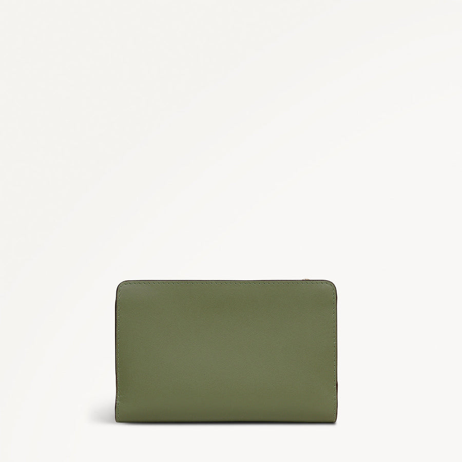 Magic Carousel Leather Medium Bifold Wallet in Hunter Green - 112786
