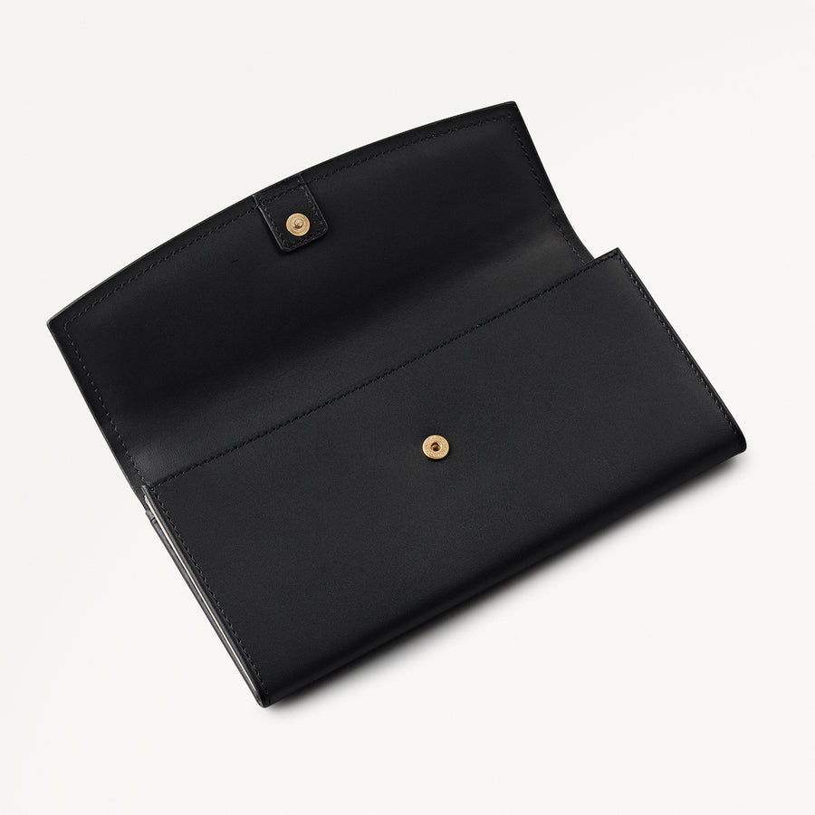 Liverpool Gardens Leather Large Flapover Wallet in Black - 112800
