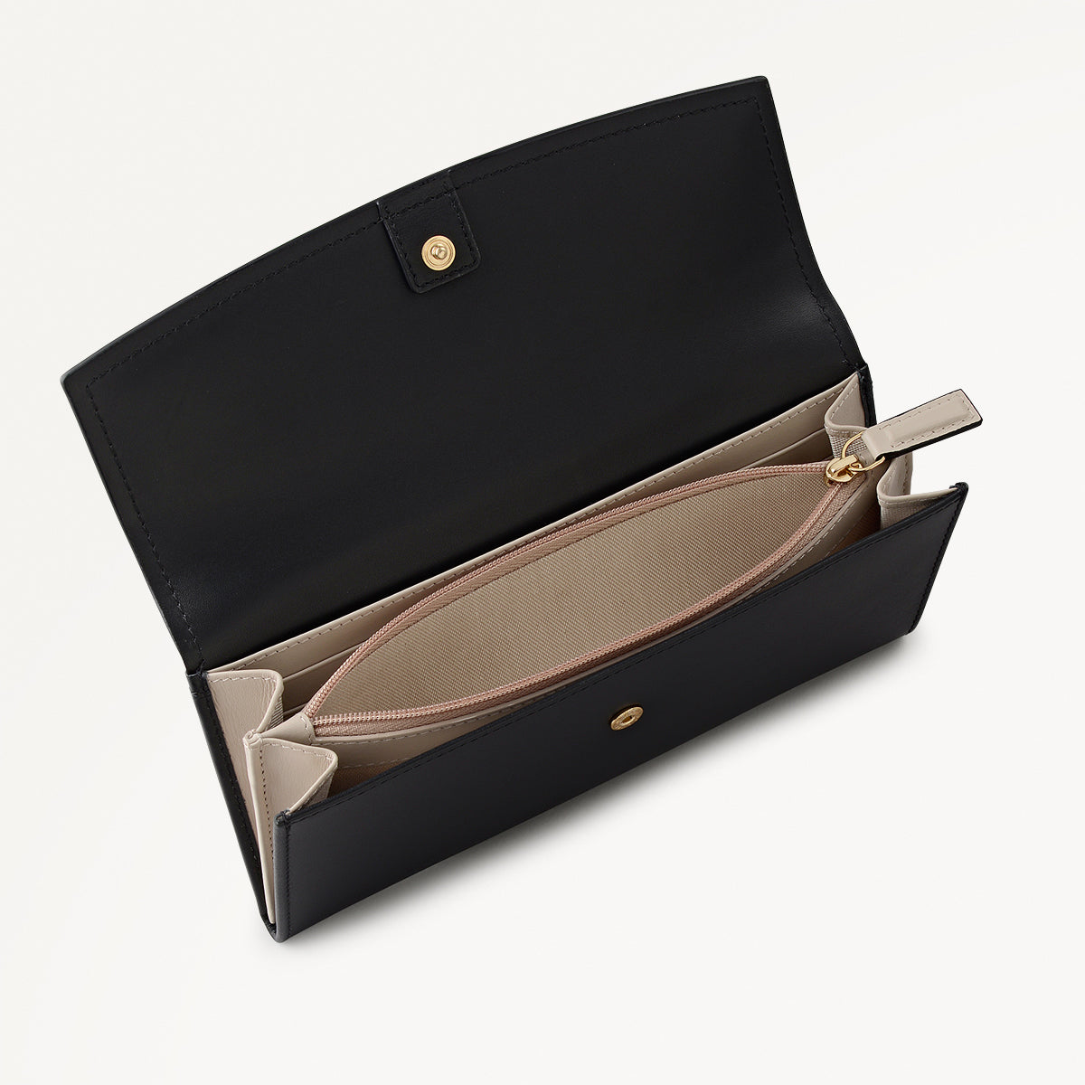 Liverpool Gardens Leather Large Flapover Wallet in Black - 112800