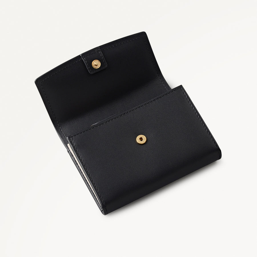 Liverpool Gardens Leather Medium Flapover Wallet in Black - 112802