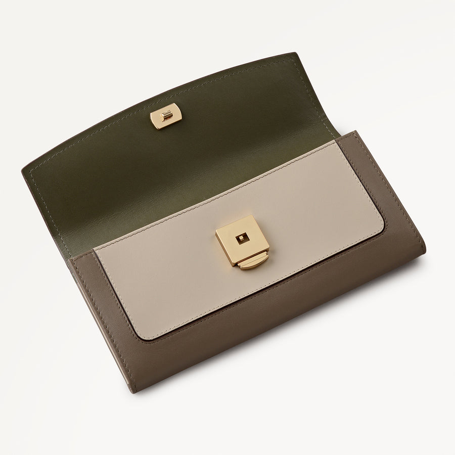 Albert Road Leather Large Flapover Wallet in Pine Needle - 112839