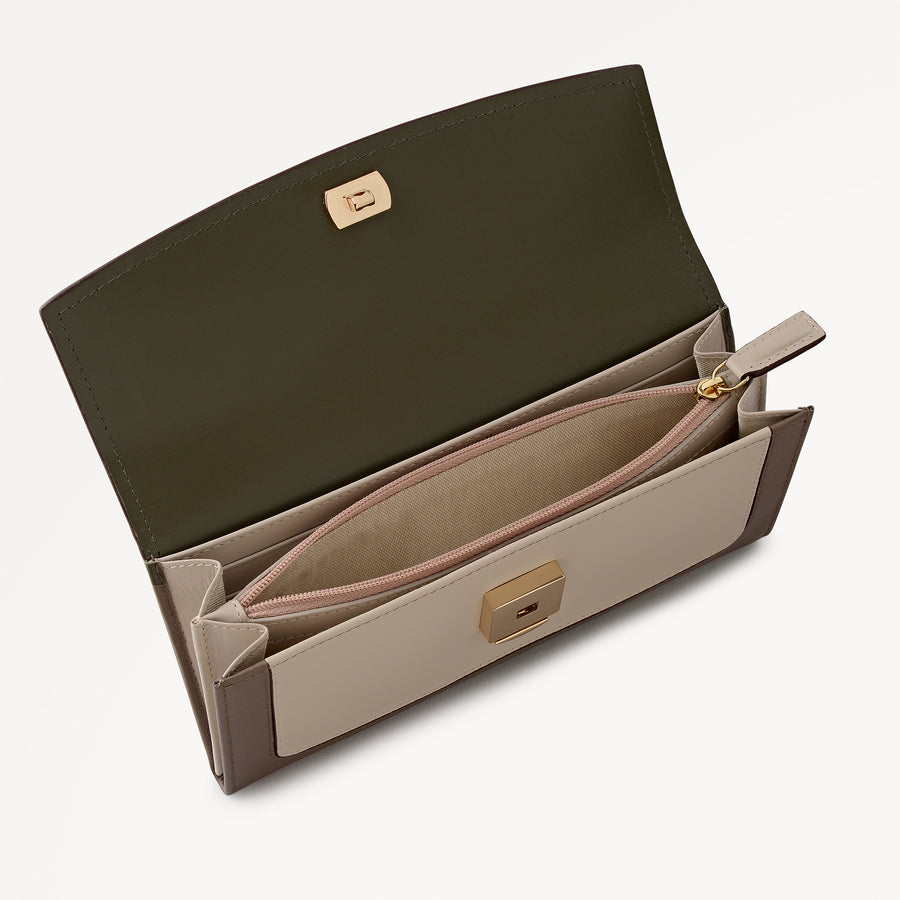 Albert Road Leather Large Flapover Wallet in Pine Needle - 112839