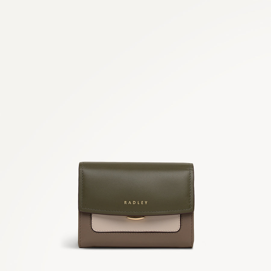 Albert Road Leather Medium Flapover Wallet in Pine Needle - 112840