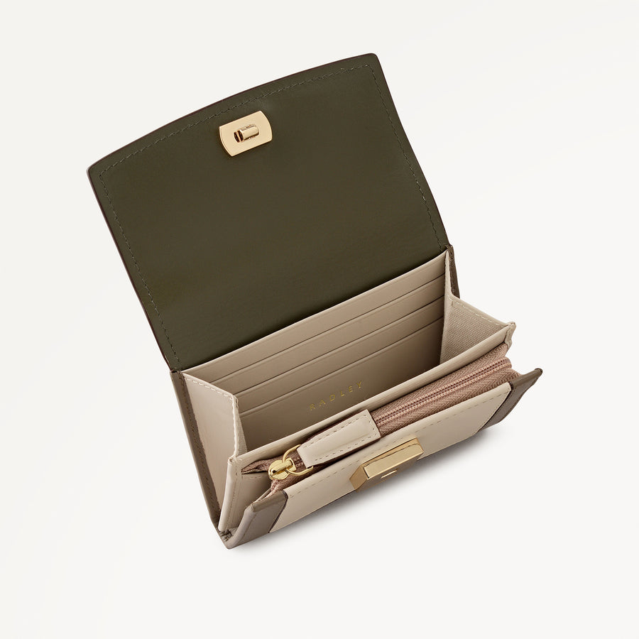 Albert Road Leather Medium Flapover Wallet in Pine Needle - 112840