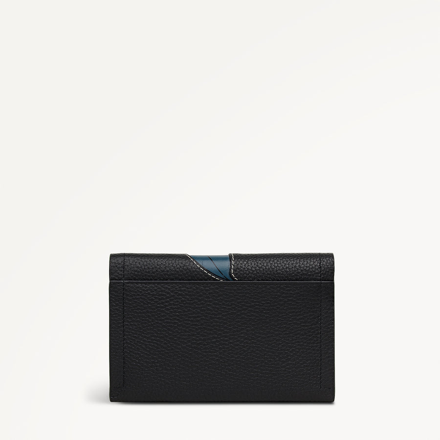 Nature Blooms Leather Medium Flapover Wallet in Black - 112850