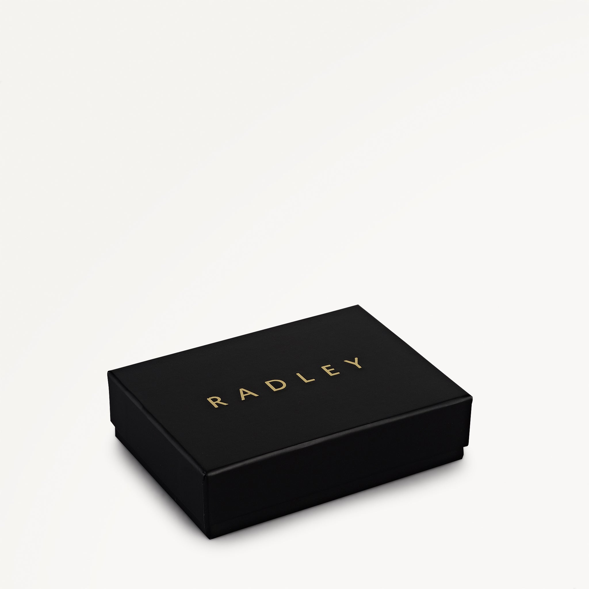 Halcomb Place Leather Medium Boxed Card Holder in Charcoal - 112875