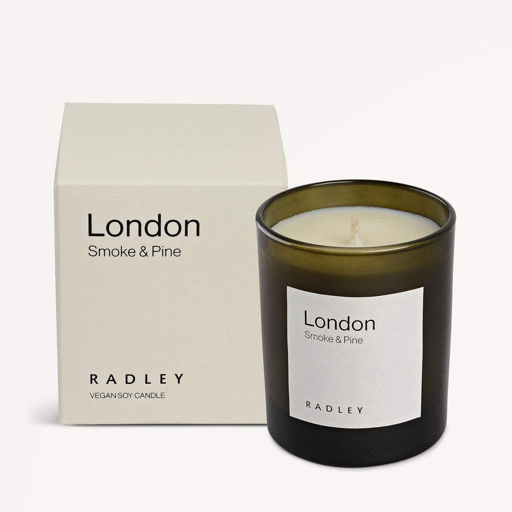 London 20Cl Candle in Pine Needle - 112879
