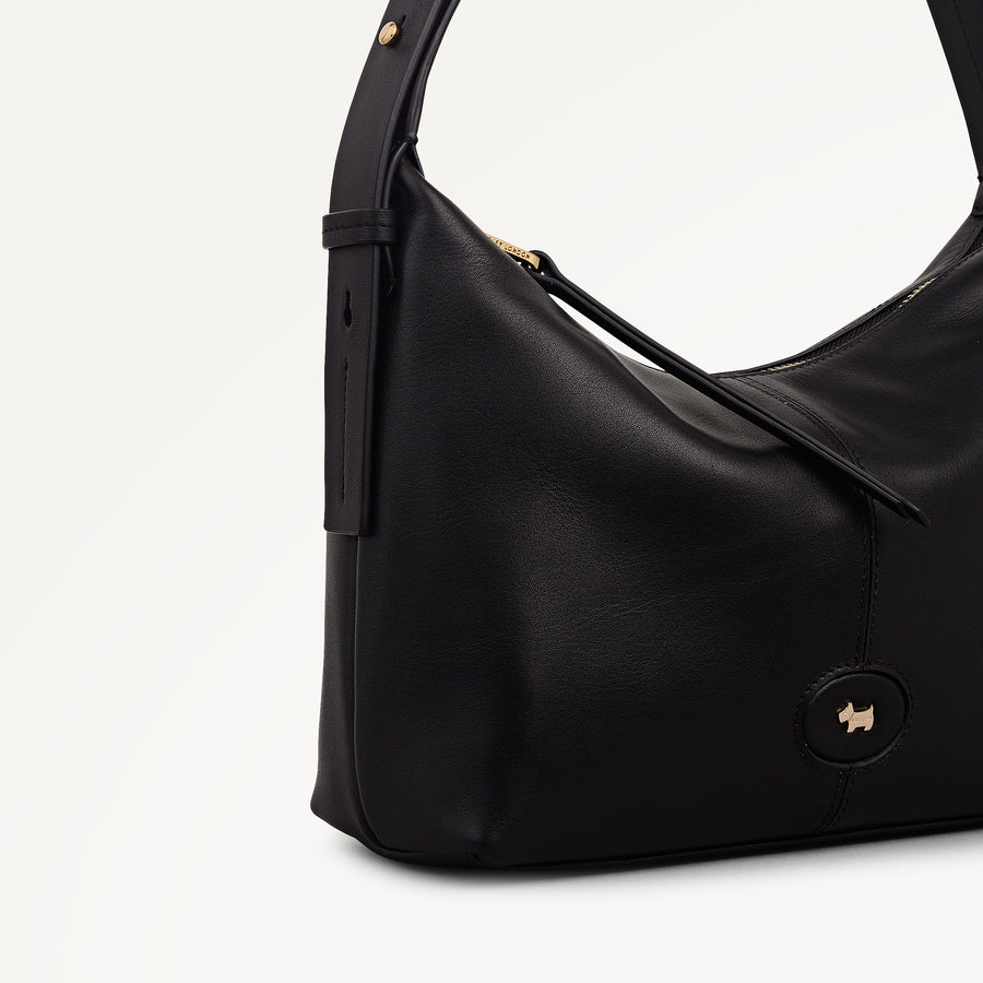 Maldon Mews Medium Ziptop Shoulder Black - 112933