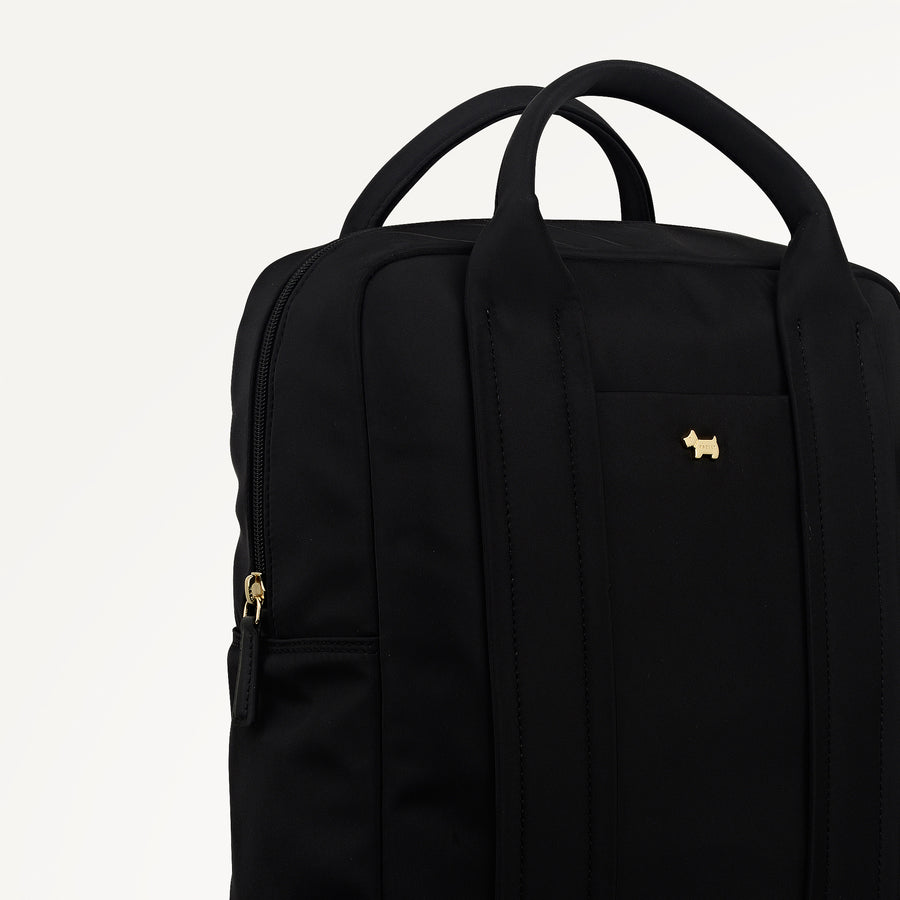 Grove Close - Responsible Large Ziptop Backpack Black - 112964