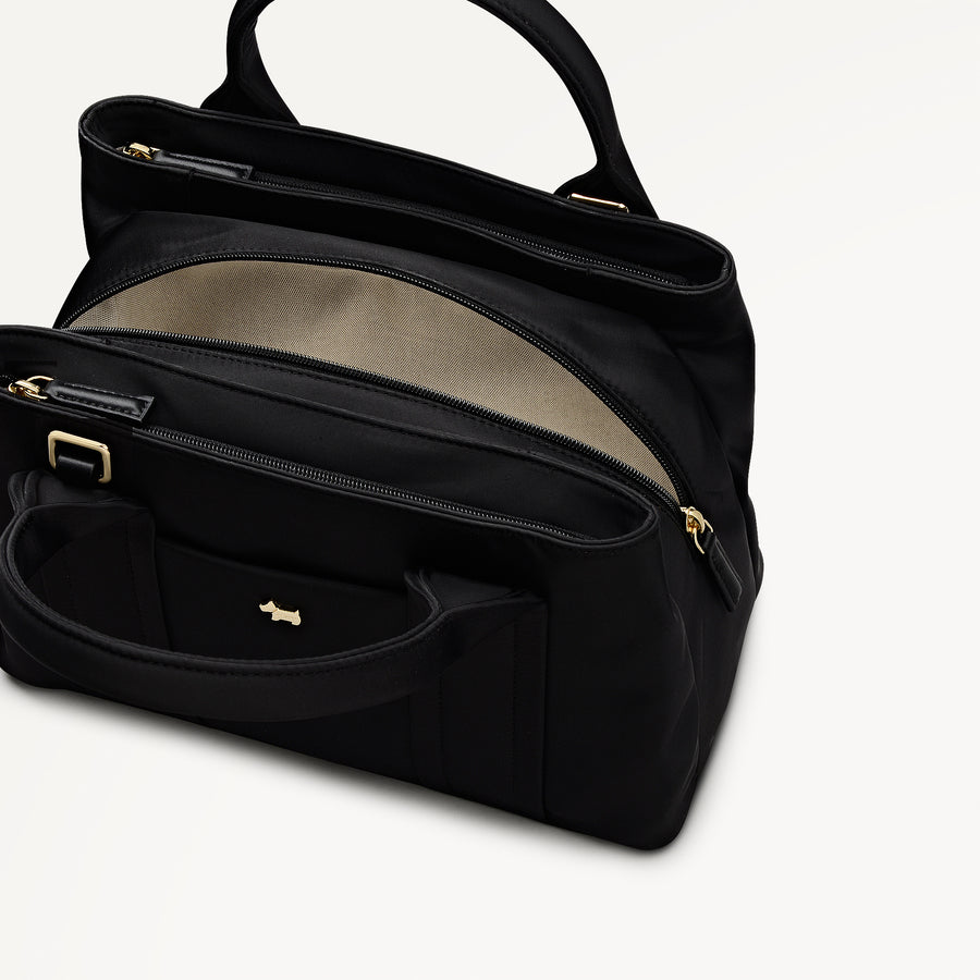 Grove Close - Responsible Medium Ziptop Grab Black - 112966