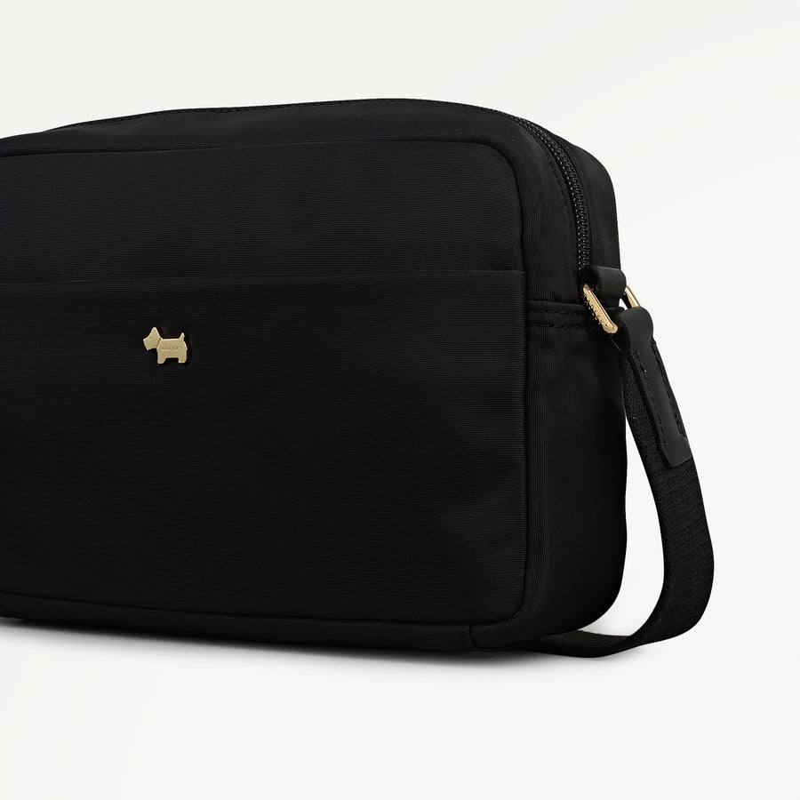 Grove Close - Responsible Mini Ziptop Cross Body Black - 112967